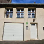Le Du Chateau